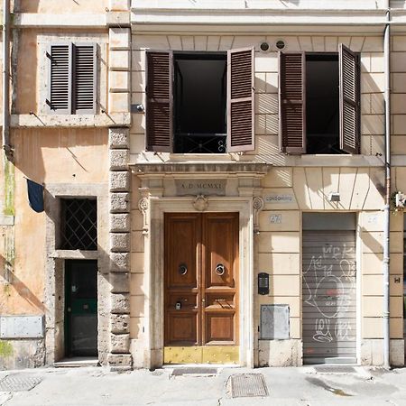 Iflat Charming Flat Close To Campo De' Fiori Рим Екстериор снимка